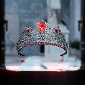 The Impossible Tiara by Dolce&Gabbana